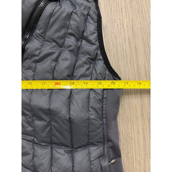 Calvin Klein Black Quilted Puffer Vest Women’s Small Lightweight Zip - Picture 4 of 5